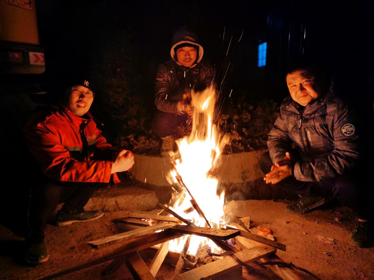 由白寶強導(dǎo)演的蓮花湖圣蓮華彩水水舞光影秀在達州蓮花湖上演(圖1)
