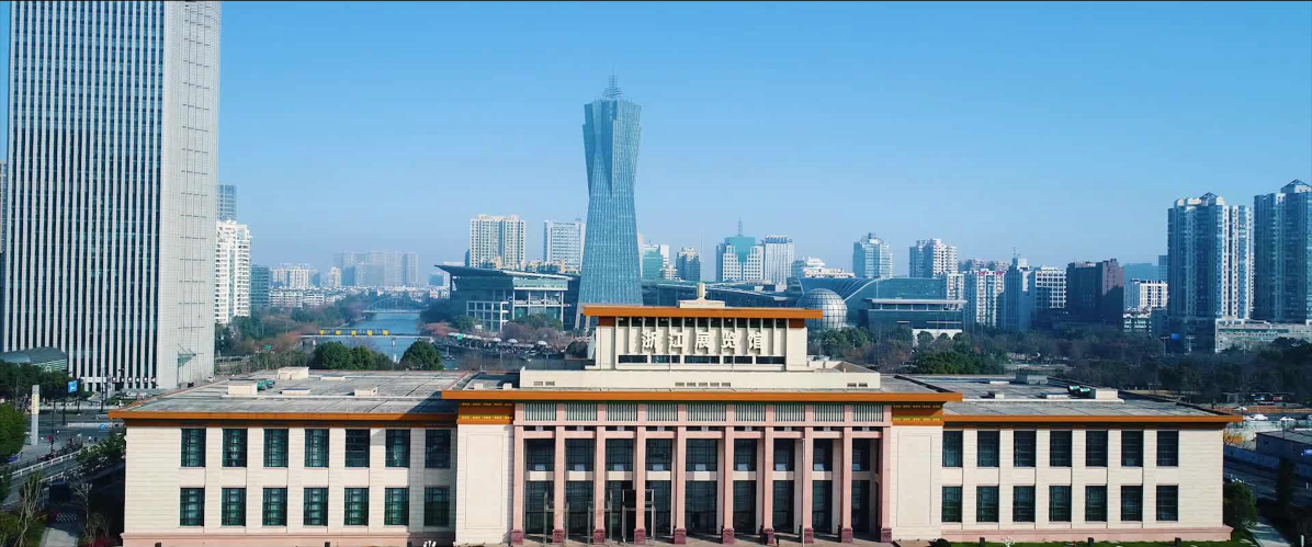 天空創(chuàng)想用科技點亮城市！杭州武林廣場3DMAPPING秀震撼上演！(圖2)